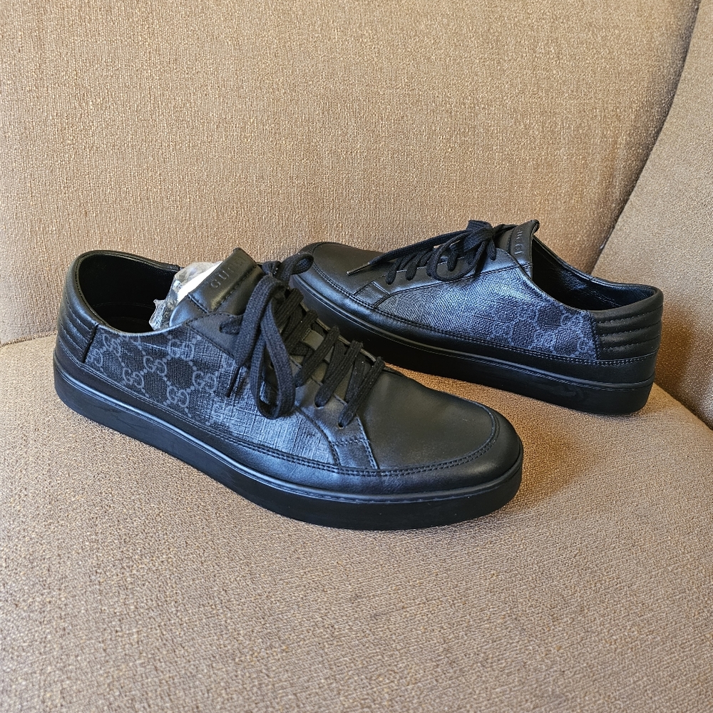 Gucci GG Supreme Canvas/Leather Low-Top Sneakers  Size 11 Mens